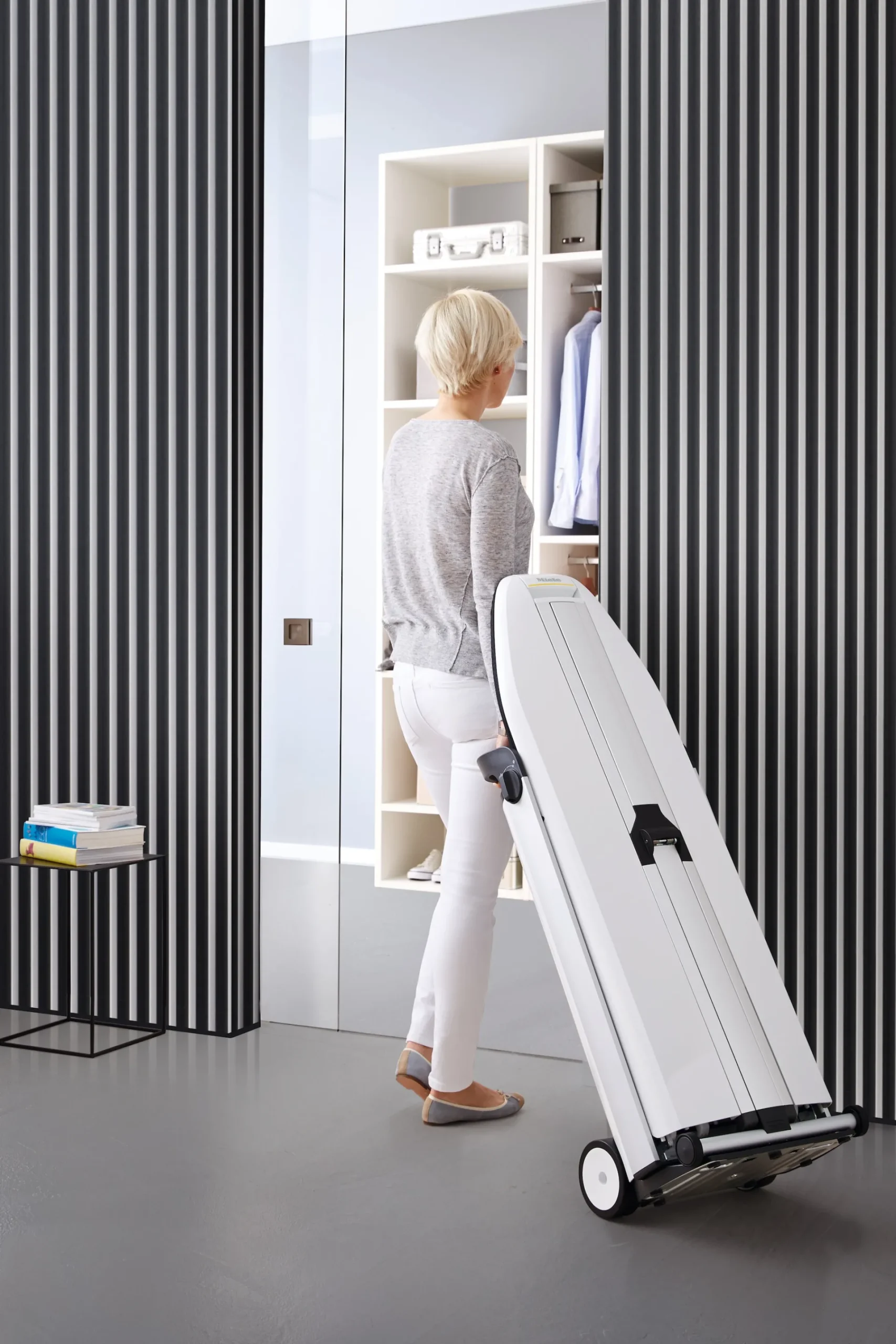 b__fashionmaster_grigio_4.webp Miele Stiratrici | B 4312 FashionMaster Grigio