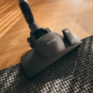 Miele Aspirapolvere Senza Sacco | Blizzard CX1 Parquet Flex Nero ossidiana