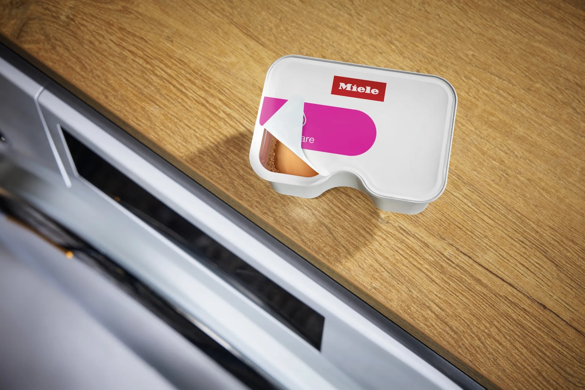 caps_silkcare_8.webp Miele Detersivi Specifici | Caps SilkCare