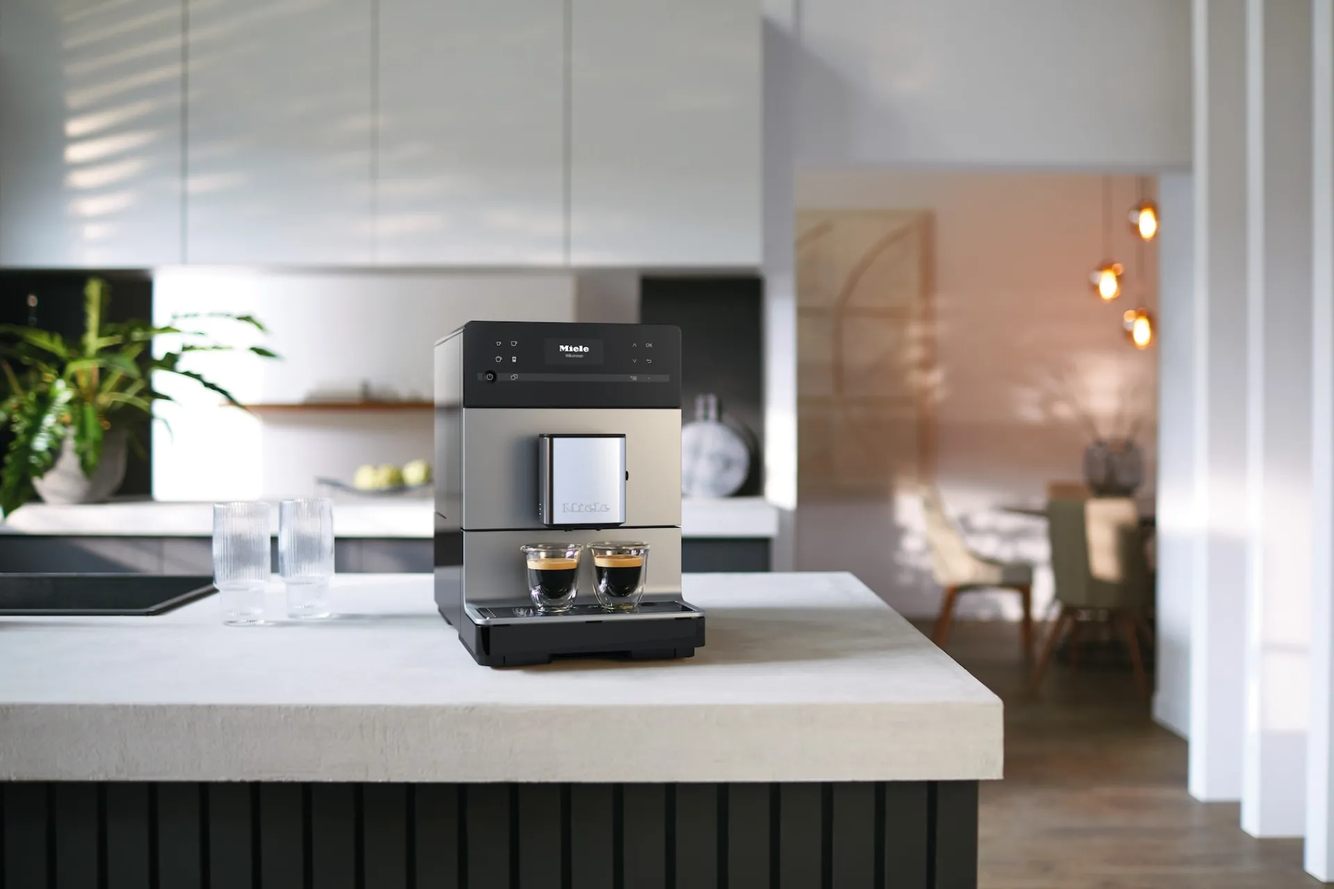 cm__silence_argento_allum_5.webp Miele Macchine Per Il Caffè | CM 5510 Silence Argento alluminio