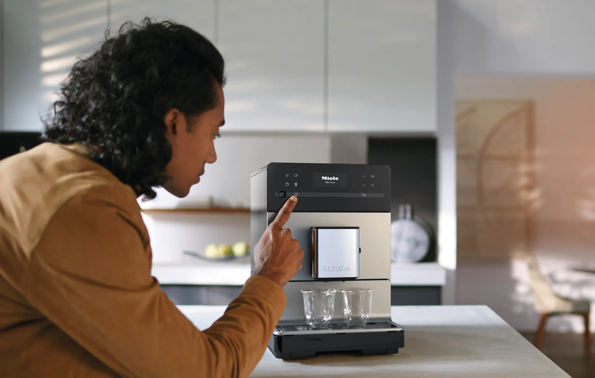 cm__silence_argento_allum_6.webp Miele Macchine Per Il Caffè | CM 5510 Silence Argento alluminio
