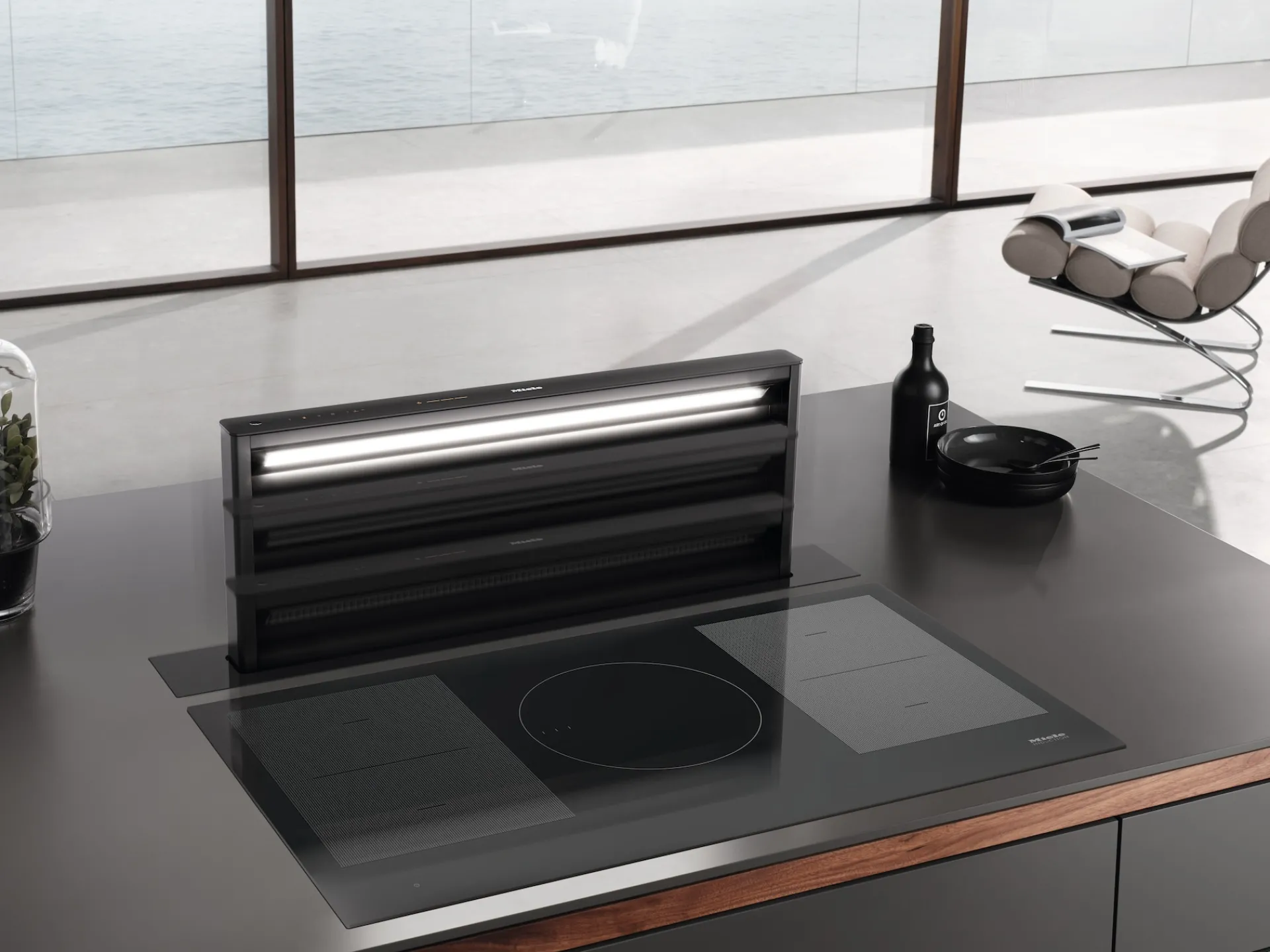 dad__black_levantar_nero__3.webp Miele Cappe Aspiranti | DAD 4941 Black Levantar Nero ossidiana