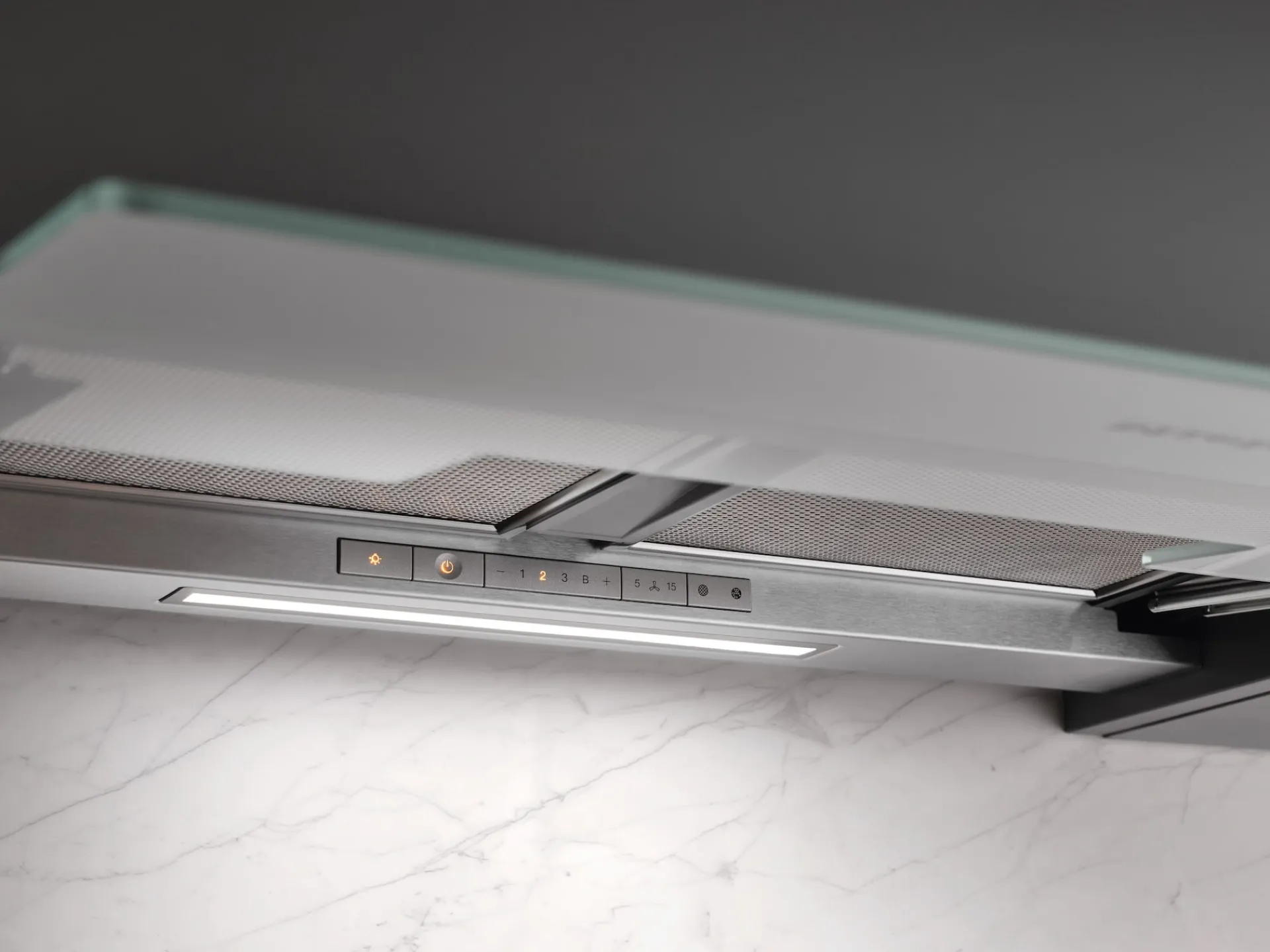 das__vetro_traspar_3-1.webp Miele Cappe Aspiranti | DAS 4640 Vetro traspar.