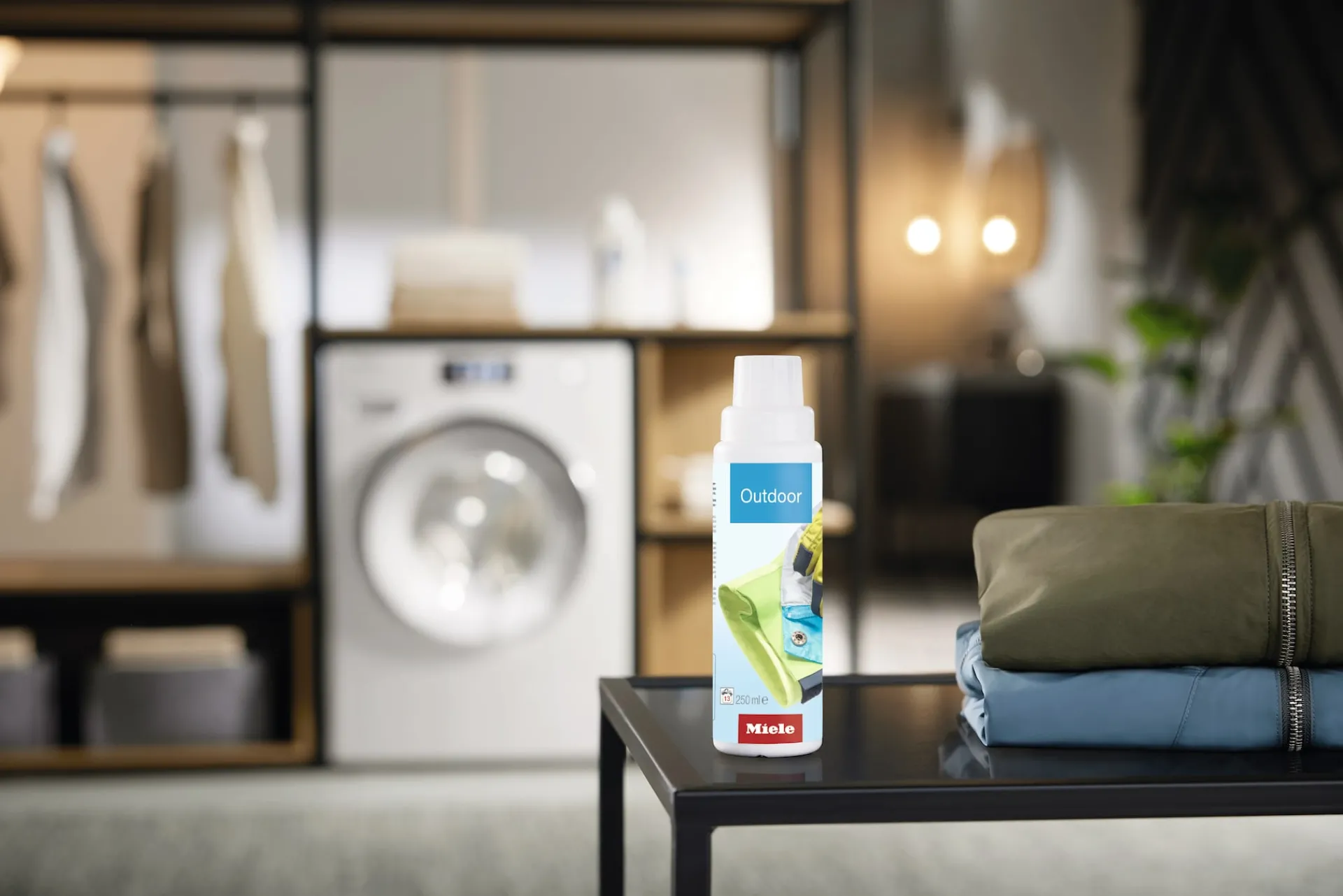 detersivo_speciale_per_ou_1.webp Miele Detersivi Specifici | Detersivo speciale per outdoor, 250 ml