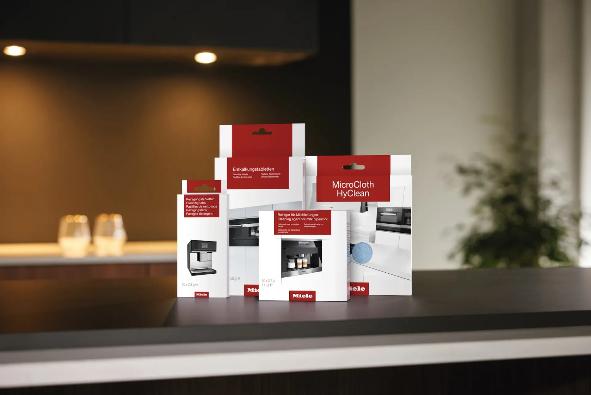 kit_di_pulizia_per_cura_e_2.webp Miele Manutenzione E Cura Dell’Elettrodomestico | Manutenzione E Cura Dell’Elettrodomestico | Kit di pulizia per cura e manutenzione delle macchine per il caffè