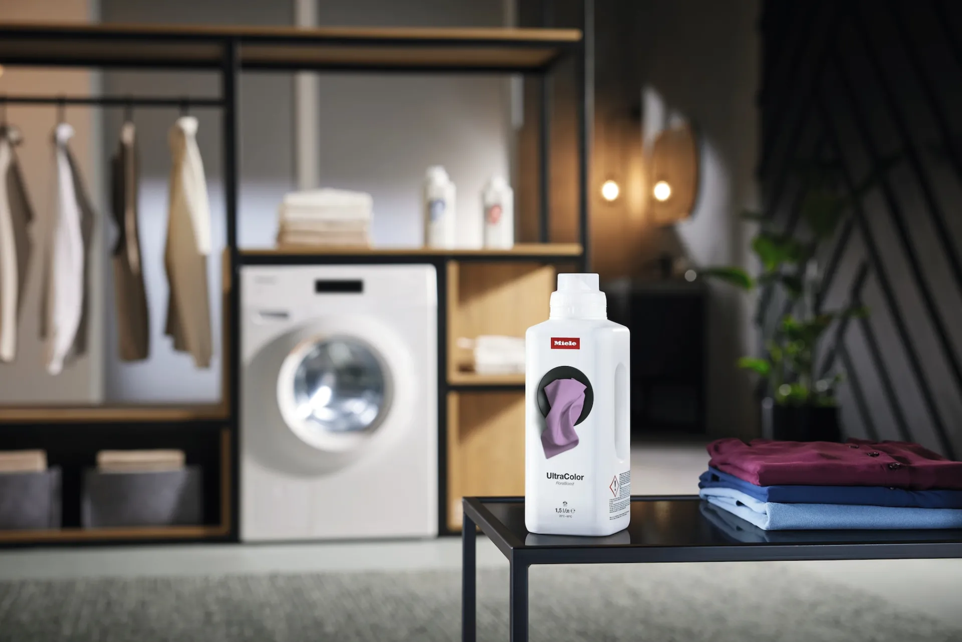ultracolor_floralboost_l__2.webp Miele Detersivi Liquidi E In Polvere | UltraColor FloralBoost 1,5 l Limited Edition
